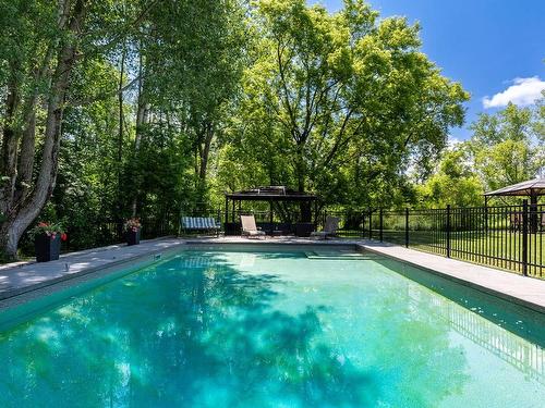 Pool - 2200 Rue Gardenvale, Saint-Bruno-De-Montarville, QC - Outdoor With In Ground Pool With Backyard