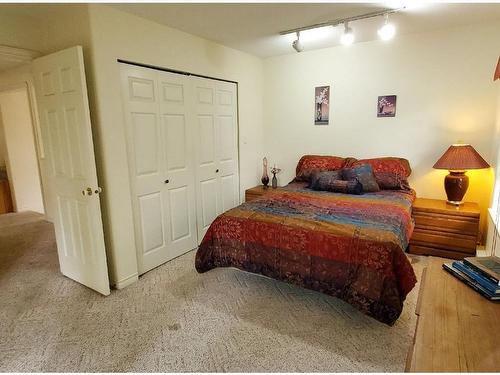 2639 Cherrier Rd, Quadra Island, BC - Indoor Photo Showing Bedroom