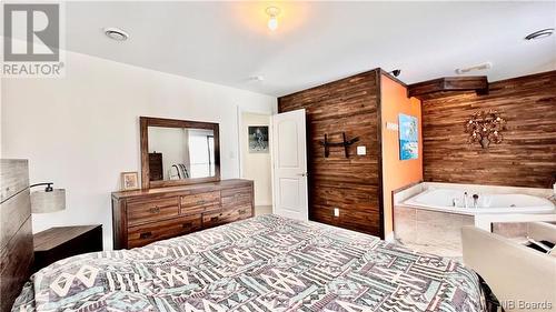 1660 Ch Cowans Creek, Landry, NB - Indoor Photo Showing Bedroom
