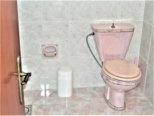 Powder room - A Main Street, Ayn Alaq, Liban, Autres Pays / Other Countries, QC - Indoor Photo Showing Bathroom