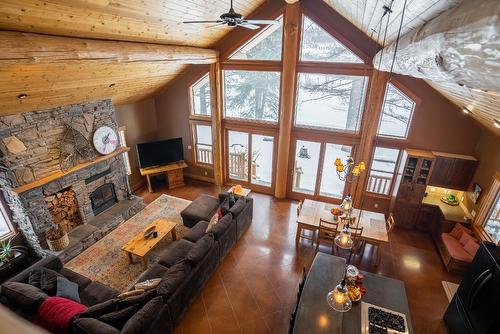 6016 Cunliffe Road, Fernie, BC - Indoor Photo Showing Living Room With Fireplace