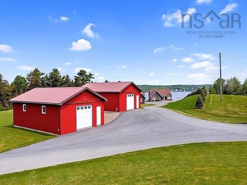 2539 Highway 331, West Lahave, NS 
