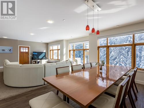 110 Arnica Lane, Silver Star, BC - Indoor Photo Showing Dining Room