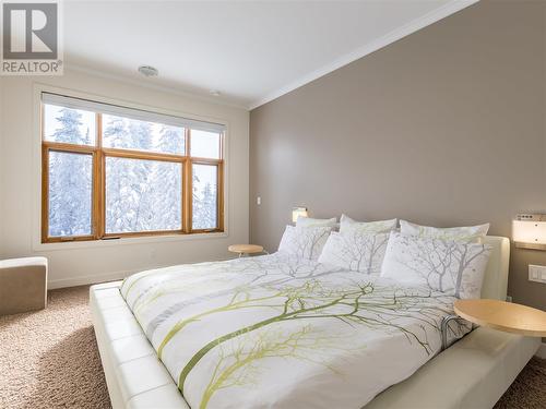 110 Arnica Lane, Silver Star, BC - Indoor Photo Showing Bedroom