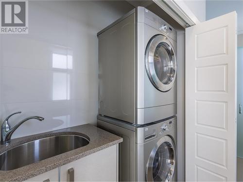 110 Arnica Lane, Silver Star, BC - Indoor Photo Showing Laundry Room