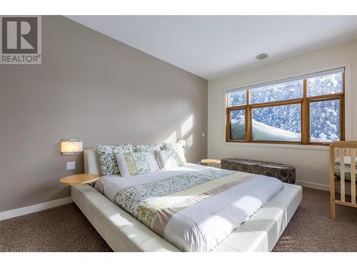 110 Arnica Lane, Silver Star, BC - Indoor Photo Showing Bedroom