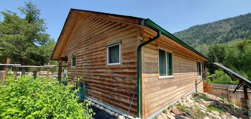 18950 North Fork Rd, Grand Forks, BC - Outdoor