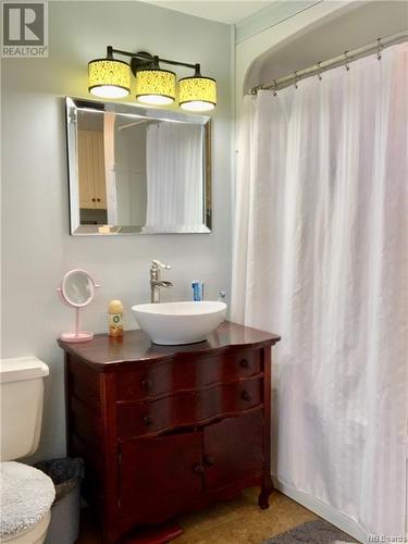 310 Goderich, Dalhousie, NB - Indoor Photo Showing Bathroom