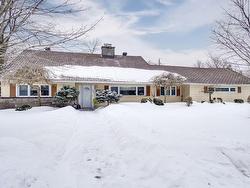 296 Av. Allard  Dorval, QC H9S 3B9