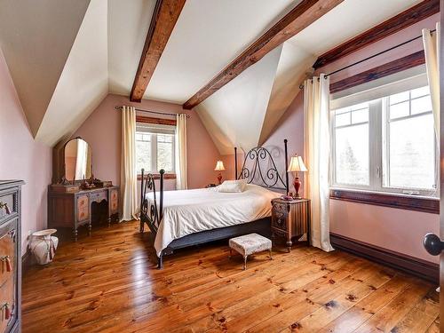 Chambre Ã  coucher principale - 3159 Rue De La Cachette, Sainte-Adèle, QC - Indoor Photo Showing Bedroom