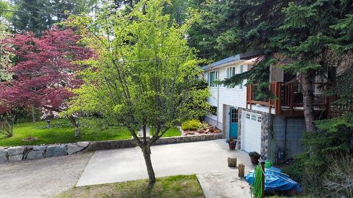 4065 Highway 3A, Nelson, BC - Outdoor