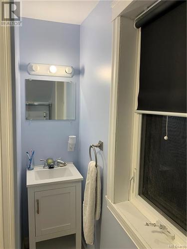 758 Blvd Des Acadiens, Bertrand, NB - Indoor Photo Showing Bathroom