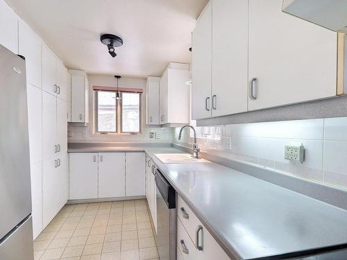 Cuisine - 55  - 57 7E Avenue, Saint-Jean-Sur-Richelieu, QC - Indoor Photo Showing Kitchen With Upgraded Kitchen
