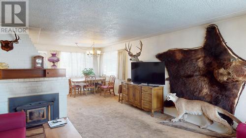 910 Graham Avenue, Quesnel, BC - Indoor With Fireplace