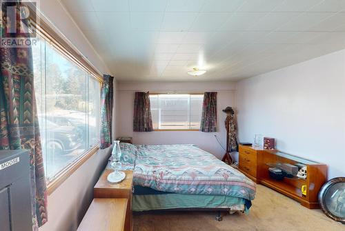 910 Graham Avenue, Quesnel, BC - Indoor Photo Showing Bedroom