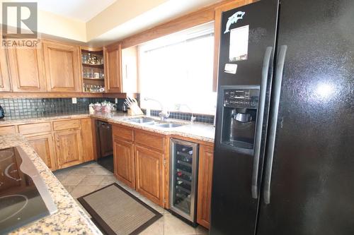 12 Collier Place, Tumbler Ridge, BC - Indoor Photo Showing Kitchen With Double Sink