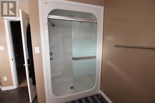12 Collier Place, Tumbler Ridge, BC - Indoor Photo Showing Bathroom