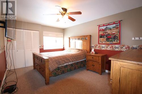 12 Collier Place, Tumbler Ridge, BC - Indoor Photo Showing Bedroom