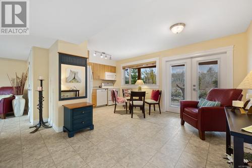 1940 19Th Ave, Campbell River, BC - Indoor