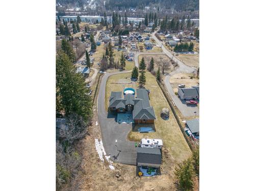 2977 Upper Levels Road, Castlegar, BC -  With View