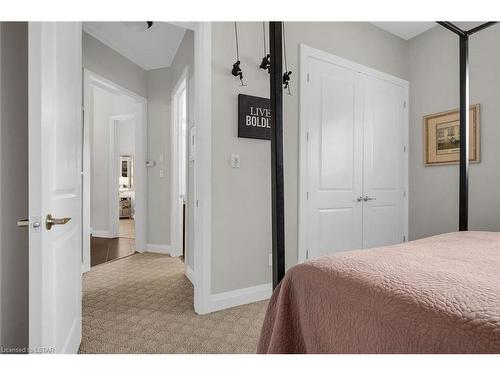 3469 Settlement Trail, London, ON - Indoor Photo Showing Bedroom