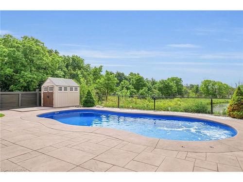 3469 Settlement Trail, London, ON - Outdoor With In Ground Pool With Backyard