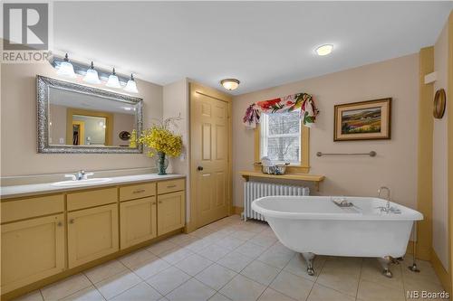 128 Queen Street, Saint Andrews, NB - Indoor Photo Showing Bathroom