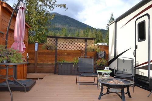 15 - 7298 Highway 3A, Nelson, BC 