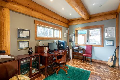 2065 Mcmurdo Road, Golden, BC - Indoor Photo Showing Office