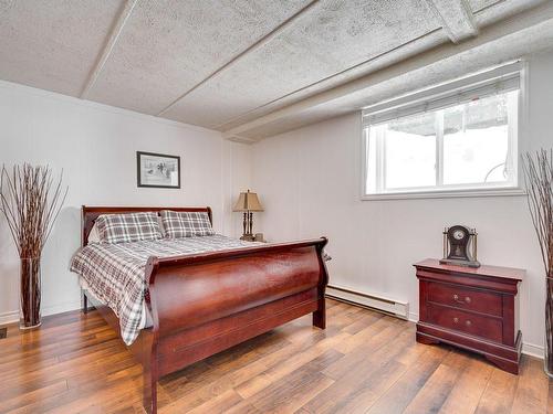 Chambre Ã  coucher principale - 830 Ch. Du Lac, Saint-Sauveur, QC - Indoor Photo Showing Bedroom