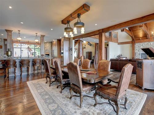 2908 Fishboat Bay Rd, Sooke, BC - Indoor Photo Showing Dining Room