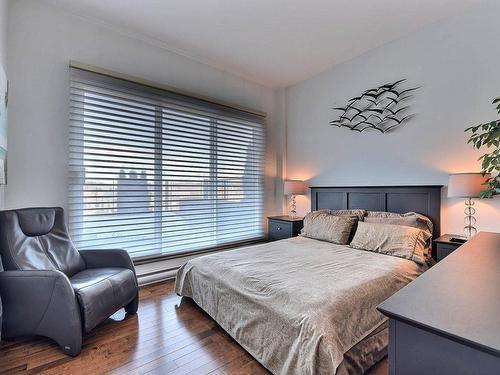Chambre Ã  coucher principale - 501-75 Rue Videl, Laval (Pont-Viau), QC - Indoor Photo Showing Bedroom