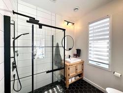 Ensuite bathroom - 