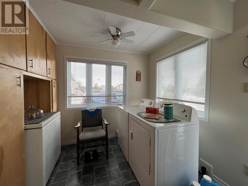 31 Maple Street, Badger, NL - Indoor Photo Showing Laundry Room