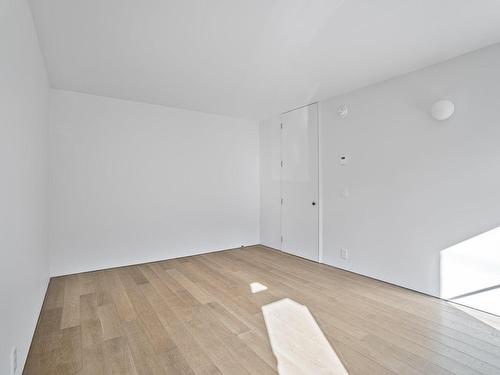 Chambre Ã Â coucher - 5133 Av. Casgrain, Montréal (Le Plateau-Mont-Royal), QC - Indoor Photo Showing Other Room