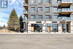 525 NEW DUNDEE Road Unit# C  Kitchener, ON N2P 2L1