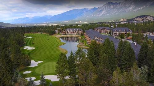 735 E2 - 700 Bighorn Boulevard, Radium Hot Springs, BC - Outdoor With View