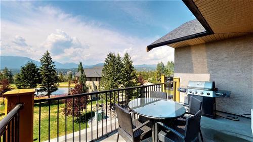 735 E2 - 700 Bighorn Boulevard, Radium Hot Springs, BC - Outdoor With Balcony With Exterior