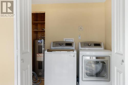 6046 Lakeview Road, Chase, BC - Indoor Photo Showing Laundry Room