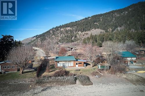 6046 Lakeview Road, Chase, BC - Outdoor