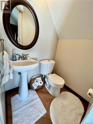 23 Ramsay Street, Campbellton, NB - Indoor Photo Showing Bathroom