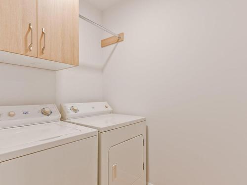 Salle de lavage - Z-1745 Rue Guy-Durocher, Sherbrooke (Fleurimont), QC - Indoor Photo Showing Laundry Room