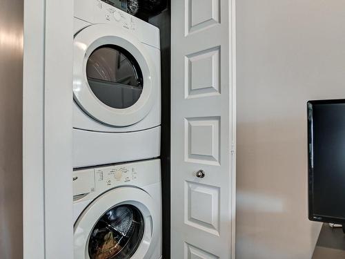 Salle de lavage - 316-225 Rue De La Montagne, Montréal (Le Sud-Ouest), QC - Indoor Photo Showing Laundry Room
