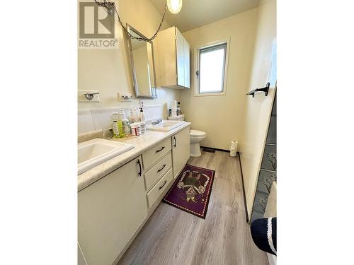 15 Munro Crescent, Mackenzie, BC - Indoor Photo Showing Bathroom