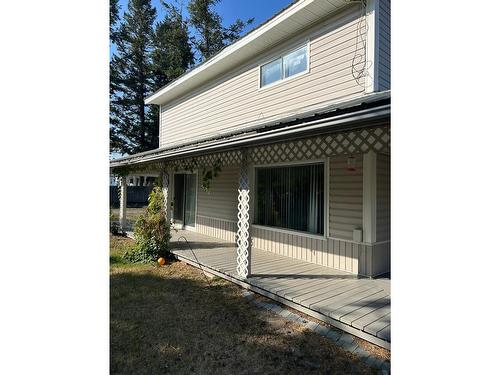 4950 Burns Avenue, Canal Flats, BC - Outdoor
