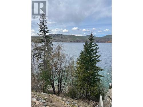 5649 Cosens Bay Road Unit# 8, Coldstream, BC 