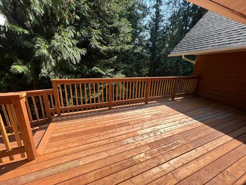 2403 Caughlin Road, Fruitvale, BC - Outdoor With Exterior