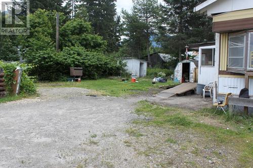 915 23 Highway, Nakusp, BC - Outdoor