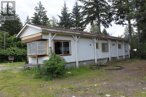 915 23 Highway, Nakusp, BC - Outdoor