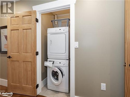 1020 Birch Glen Road Unit# V15 W4 P5, Baysville, ON - Indoor Photo Showing Laundry Room